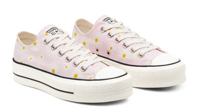 Converse Camp Daisies Platform Chuck Taylor All Star Low Pink White