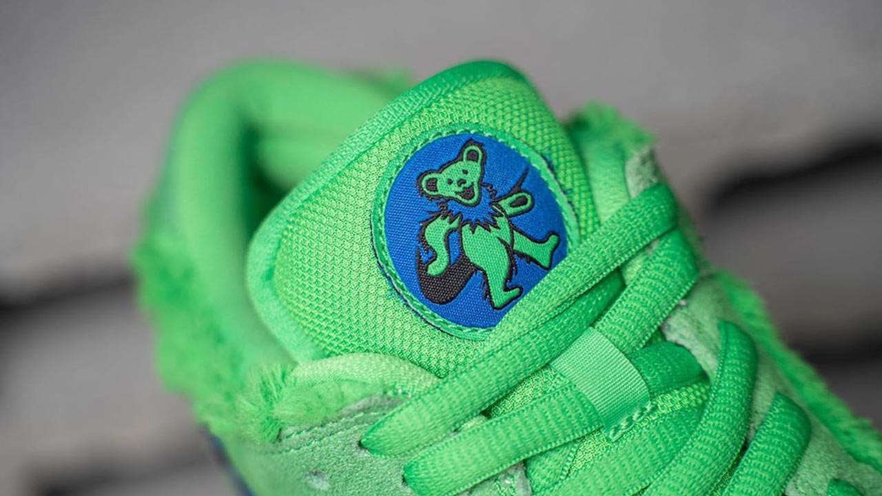 Grateful Dead x Nike SB Dunk Low