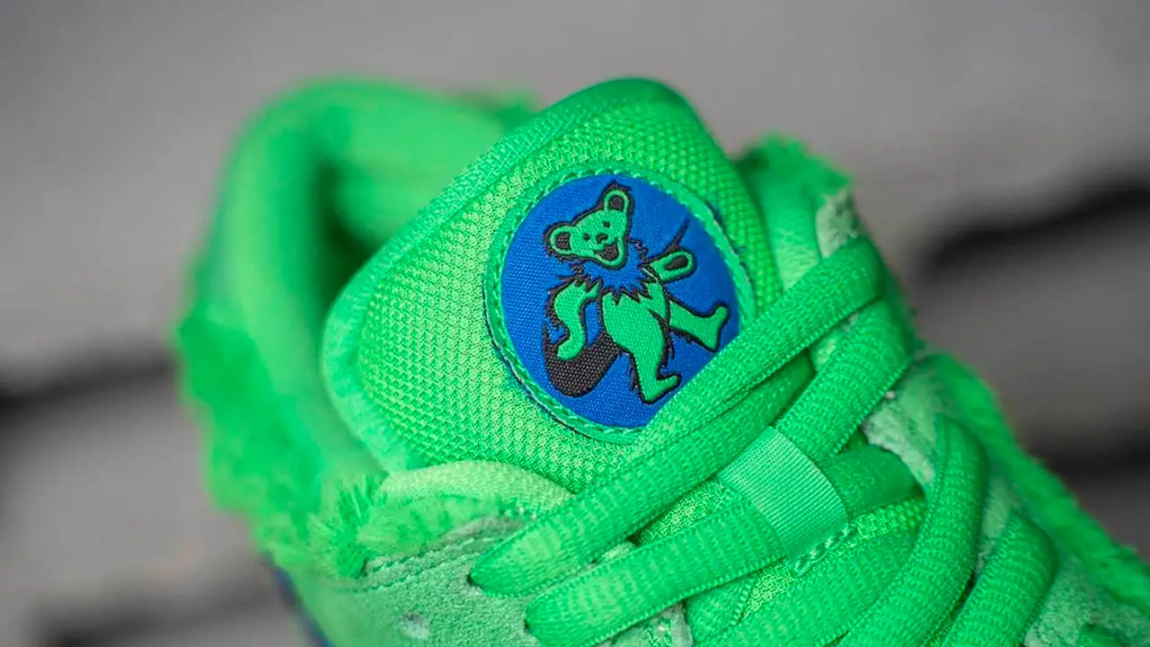 A Closer Look at the Grateful Dead x Nike SB Dunk Low | The Sole 