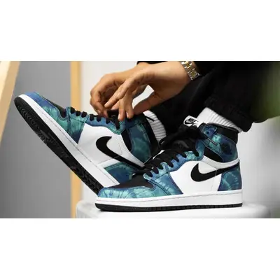 Nike Women's Air Jordan 1 High OG 