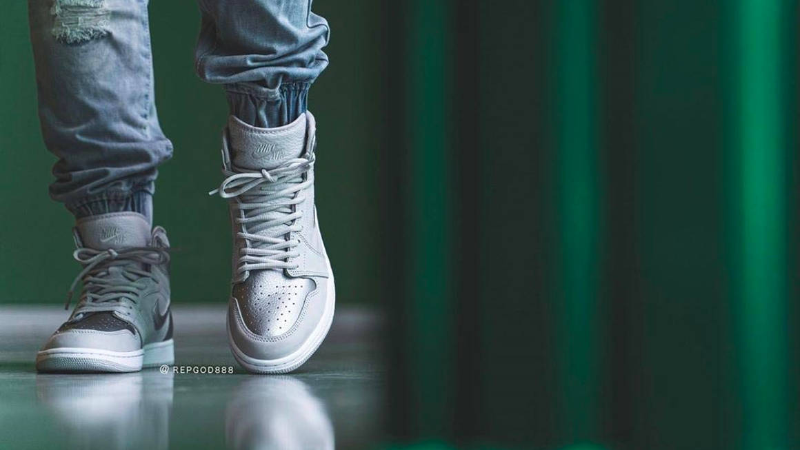 An On Foot Look At The Air Jordan 1 High Og Neutral Grey The Sole Supplier