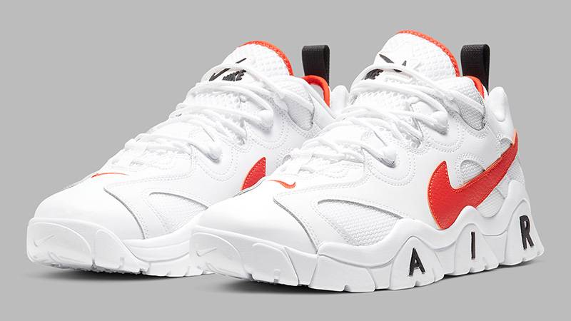 Nike Air Barrage Low Rucker Park CJ5395-100 front