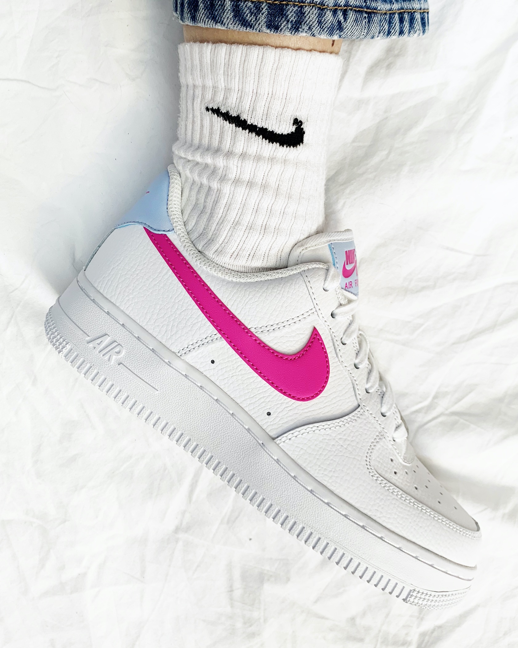 Nike Air Force 1 Fire Pink Hydro Blue 2