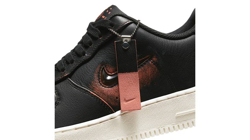 Nike Air Force 1 Low Rub-Away Black middle