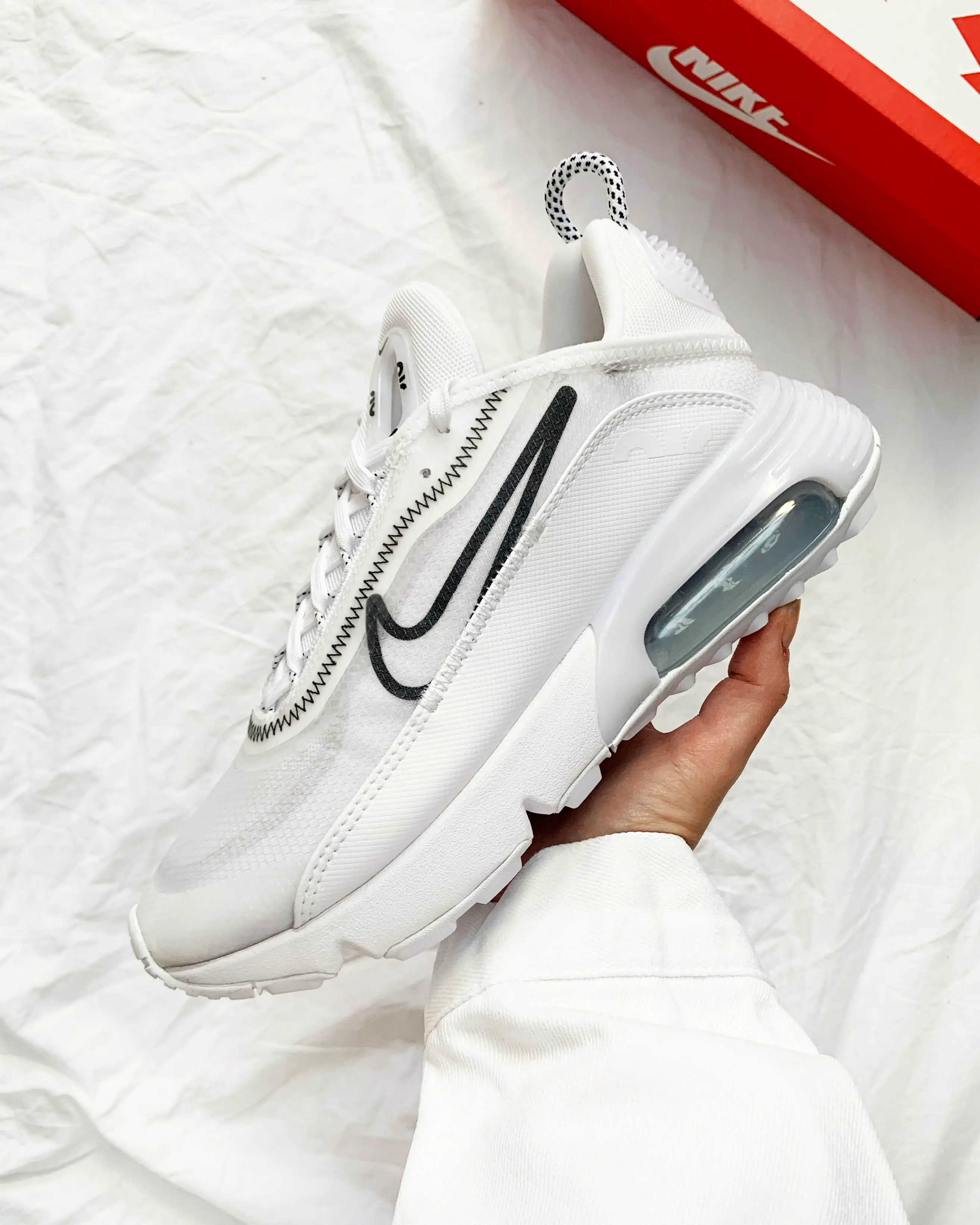 air max 207 white
