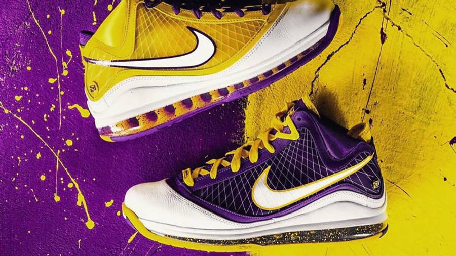 Nike LeBron 7 Lakers Lifestyle Side-by-side