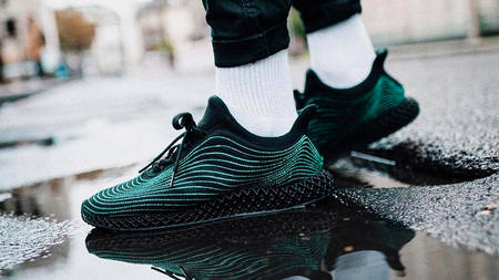 An On-Foot Look at the Parley x adidas Ultra Boost 4D "Black" An On-Foot Look at the Parley x adidas Ultra Boost 4D "Black"