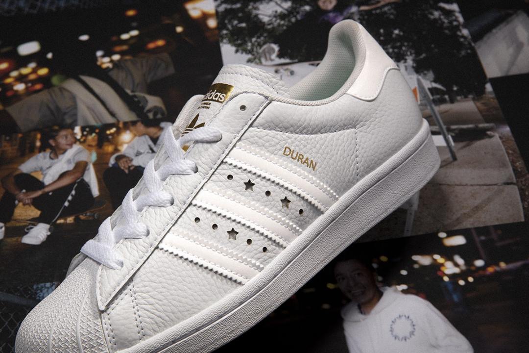 adidas superstar adv white