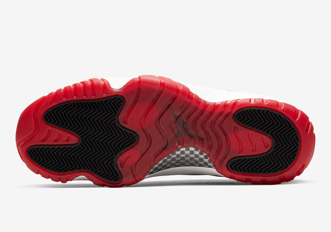 Jordan 11 shop bottom sole