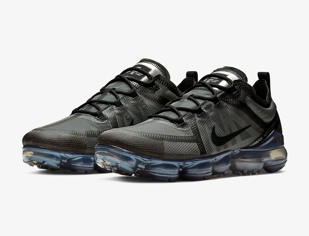 The 20 Best Sneaker and Clothing Steals From the Nike UK Sale 17