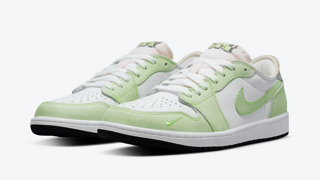 Jordan 1 Low OG Ghost Green