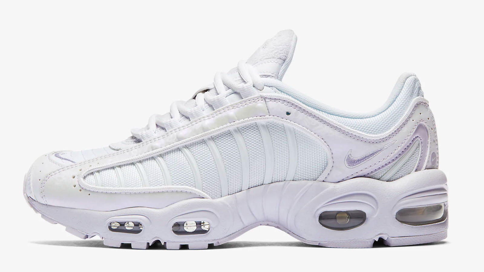 Nike White Tailwind