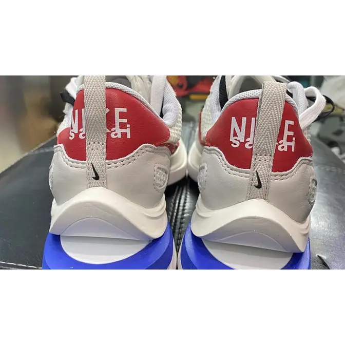 sacai x nike vapor waffle sail sport fuchsia