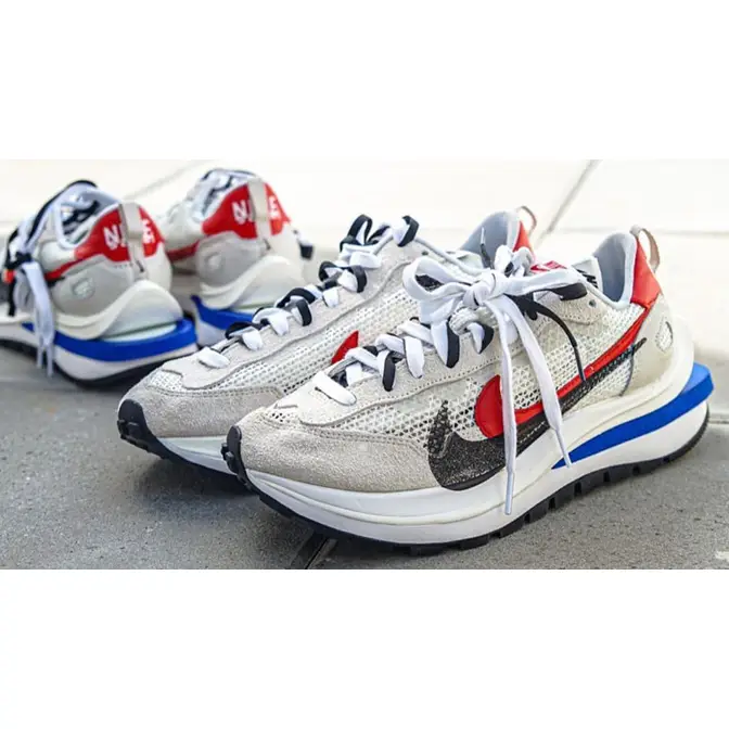 sacai x nike vapor waffle sail sport fuchsia