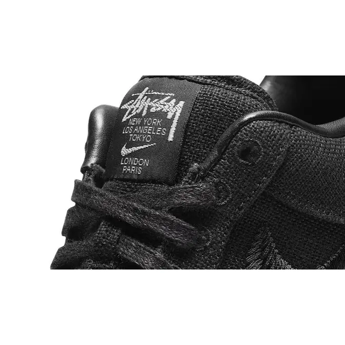 REC0236 NIKE AIR FORCE 1 STUSSY BLACK - UK 7.5 - Sneakers ER