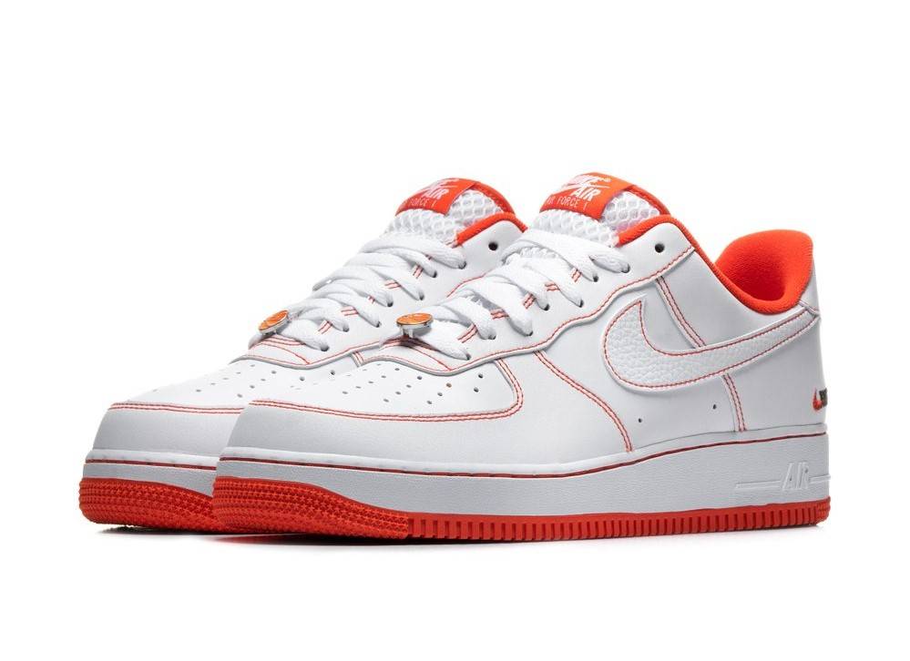 Payday Treats: These 25 Nike Sneakers Are Thankfully Still In-Stock 27
