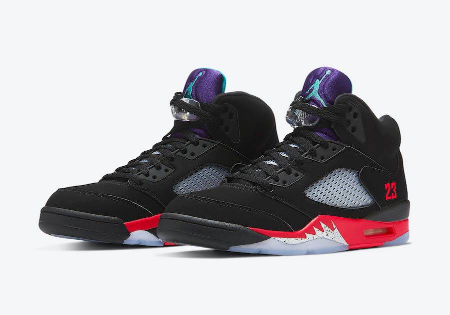 Payday Treats: These 25 Nike Sneakers Are Thankfully Still In-Stock 19