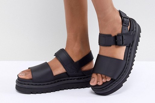 Dr Martens Voss black Leather Flat Chunky Sandals