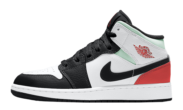 Jordan 1 Mid GS Black Toe