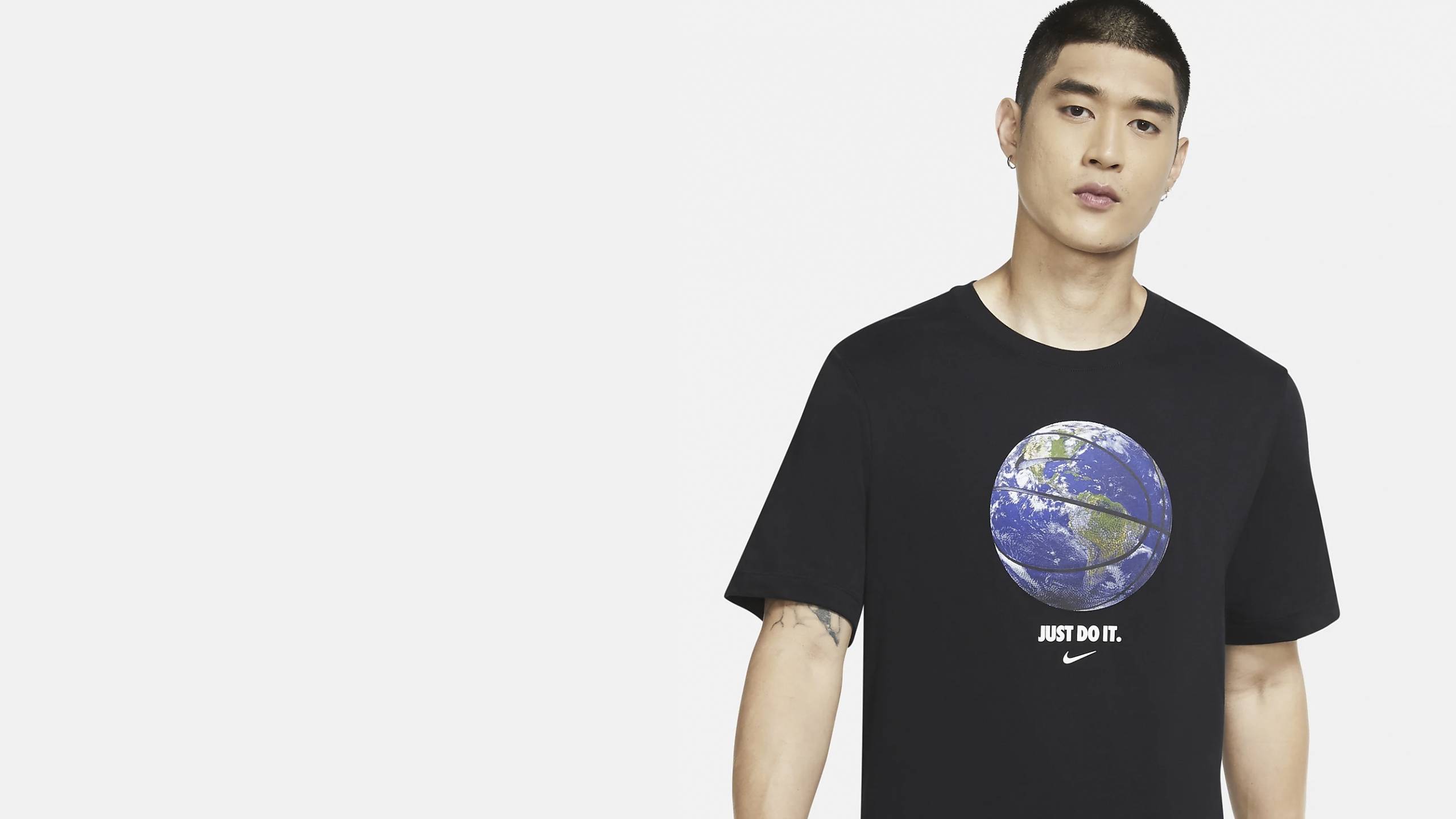 These Incredible Tees Have Just Dropped at Nike
