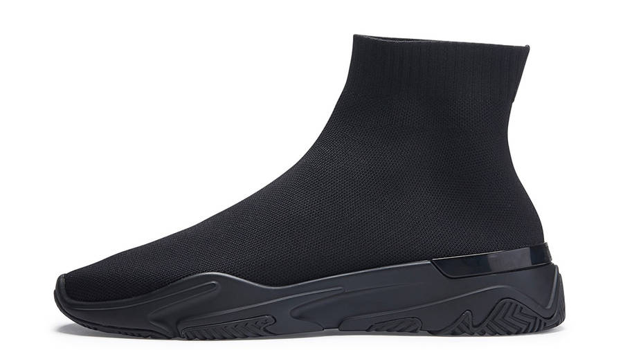 tommy mallet sock runner