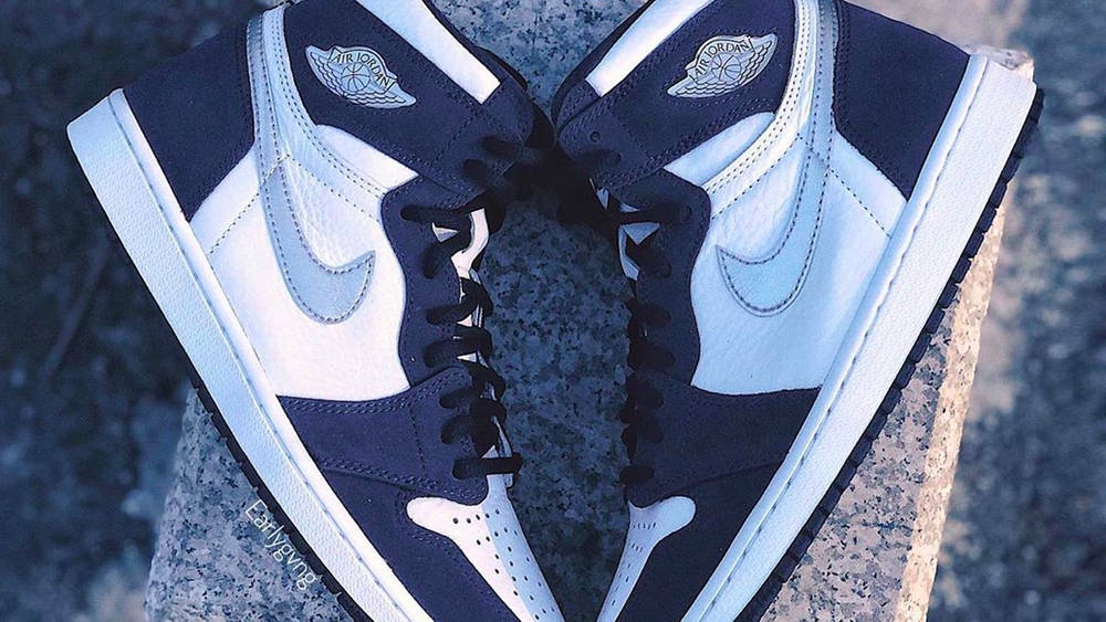 Image via earlygvng Air Jordan 1 Retro High OG "Midnight Navy"