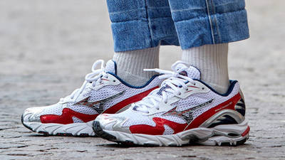 mizuno wave spike 10