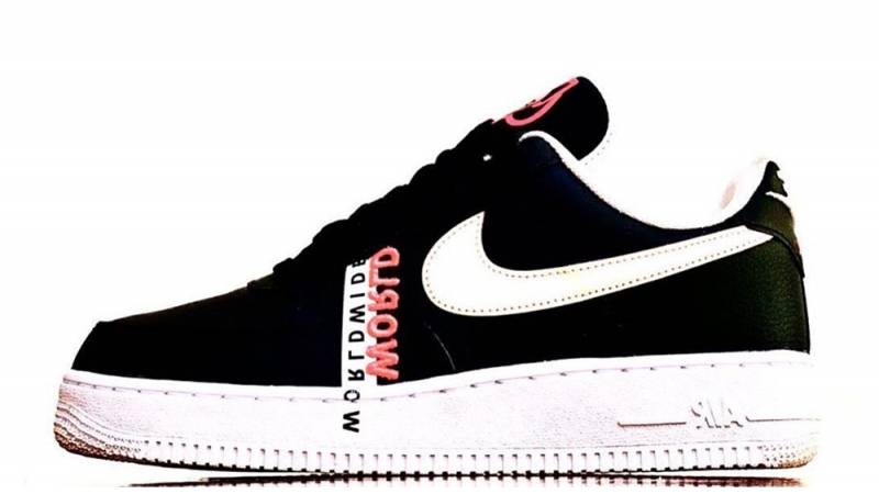 black nike air force 1 white sole