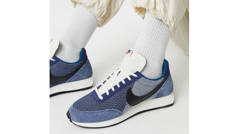 nike tailwind on foot