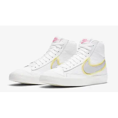 Nike blazer mid rose hot sale gold