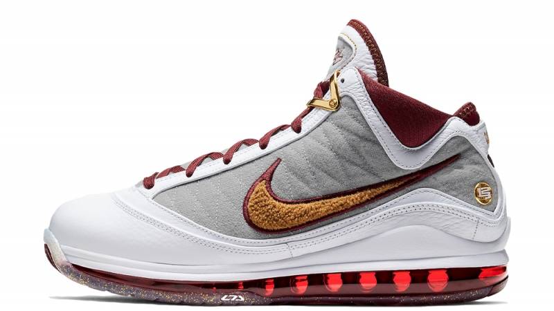lebron sneakers in order