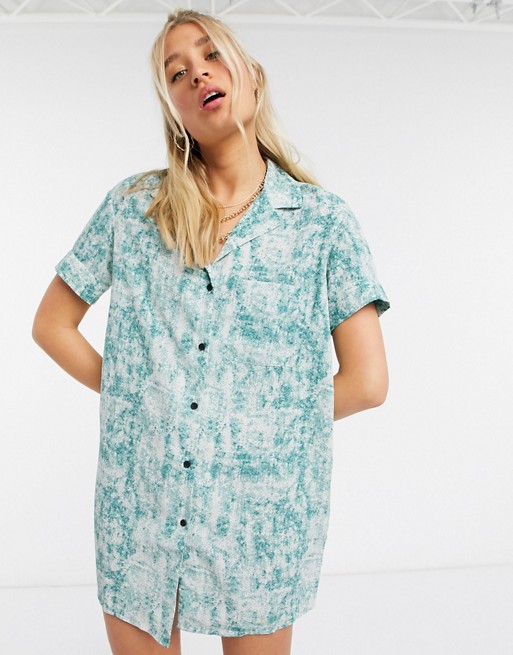 Noisy May shirt dress in green tie dye