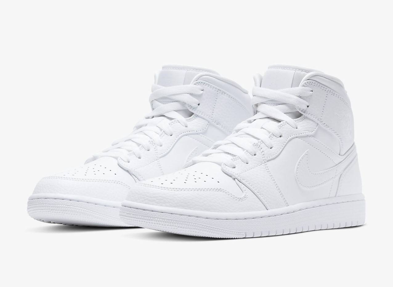 These Are the 12 Hottest Sneakers Available Now and Dropping This Week 11