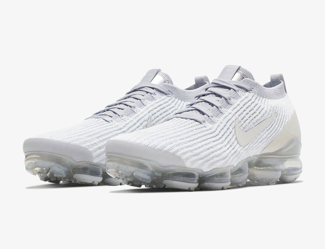 15 Swoosh Sneakers That Are Made for Summer Including Hyped Air Force 1s and Nike SBs10
