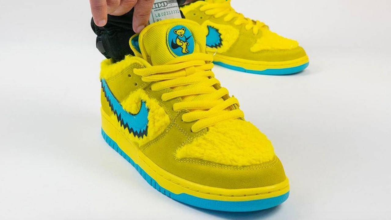 grateful dead nike sb yellow