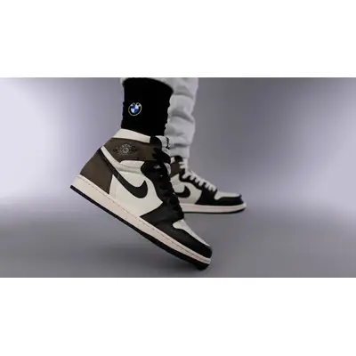 Jordan 1 Dark Mocha On Foot