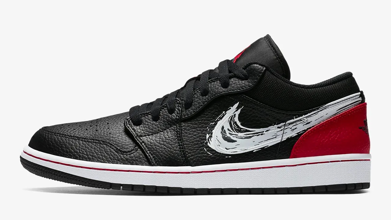 brand new nike sneakers