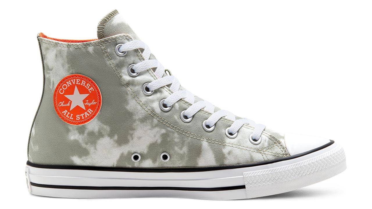 Take an Extra 20% Off These Must-Cop Converse With This Code!