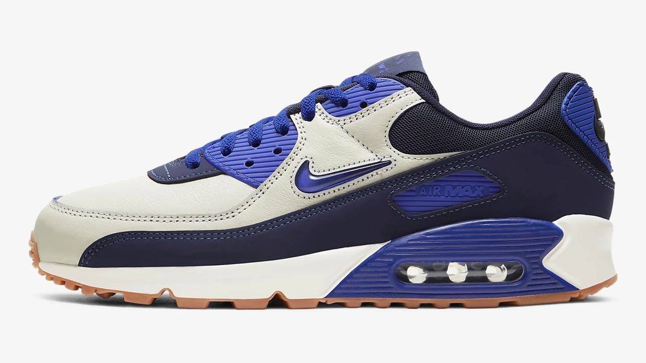 15 Brand New Nike Sneakers That'll Automatically Upgrade Any Collection
