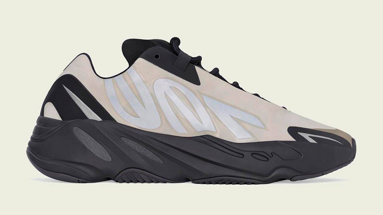 Yeezy 700 MNVN "Bone"