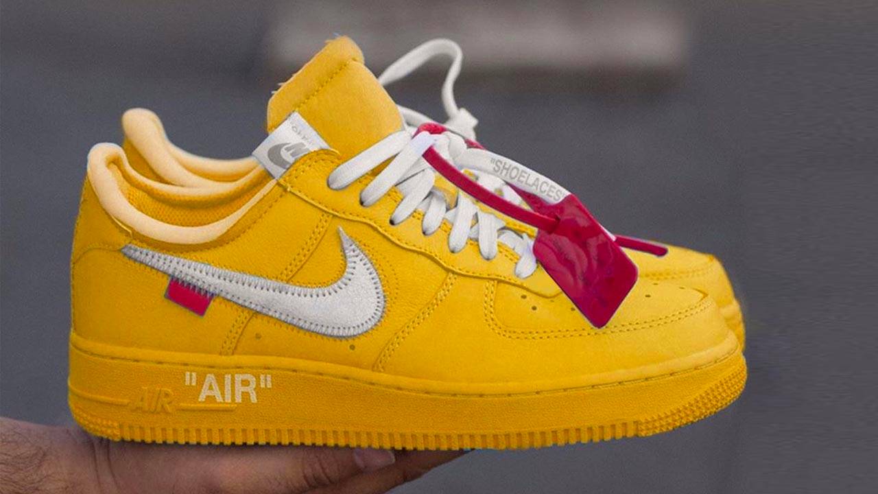 Off-White x Nike Air Force 1 "University Gold"
