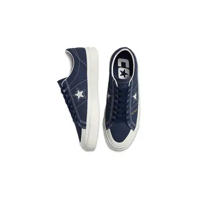 Converse Chuck Taylor Lift Hvide sneakers i broderie anglaise AS Low Obsidian 167615C middle