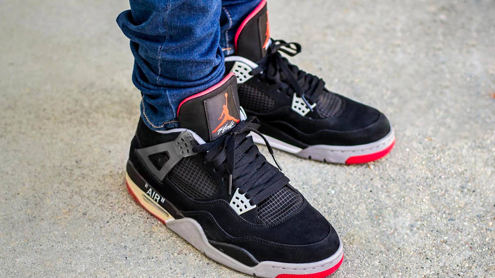 Off-White x Air Jordan 4 "Bred"