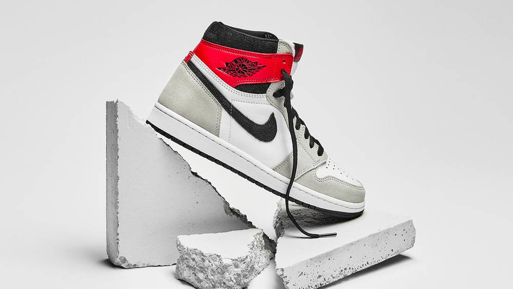 Image via Nike Air Jordan 1 Retro High OG "Light Smoke Grey"!