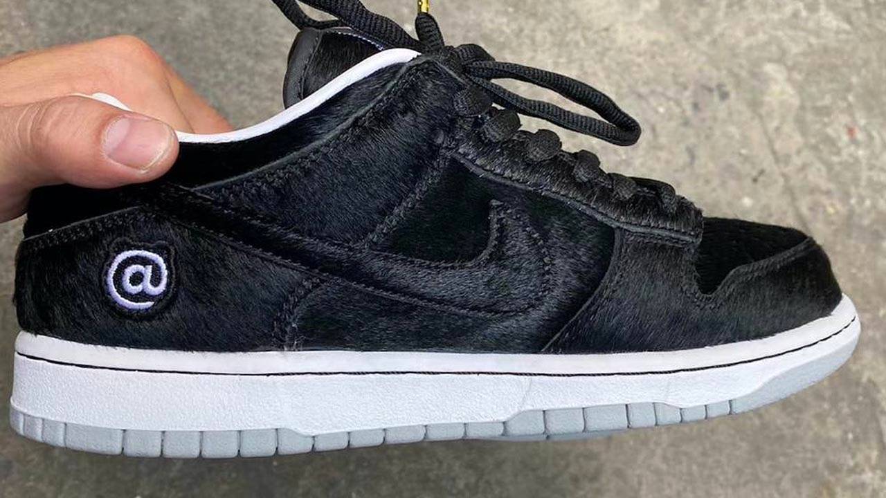 Medicom Toy x Nike SB Dunk Low "BE@RBRICK"