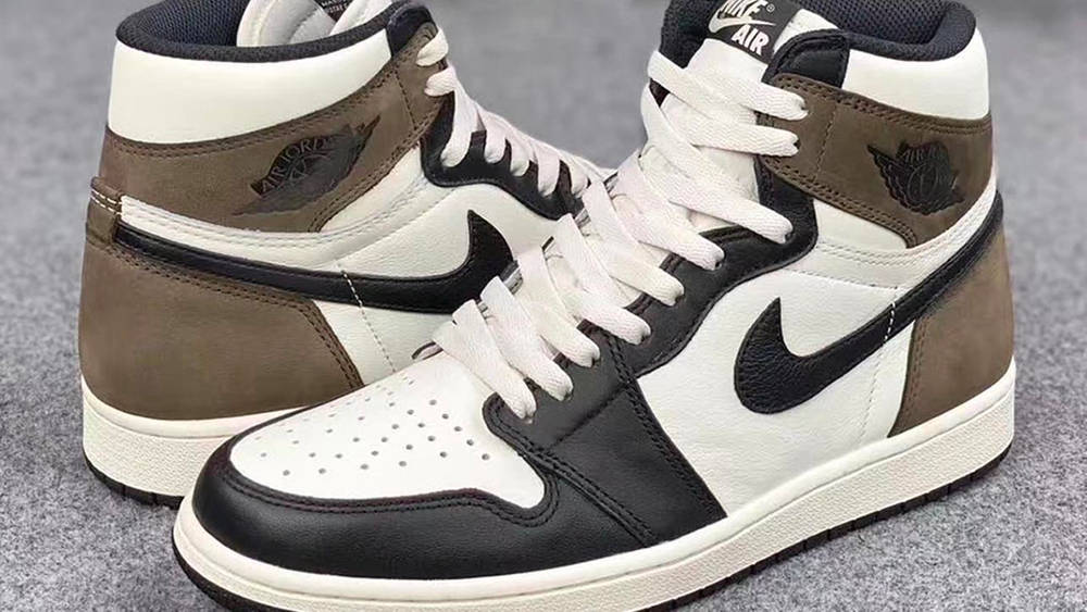 Air Jordan 1 High OG "Dark Mocha"
