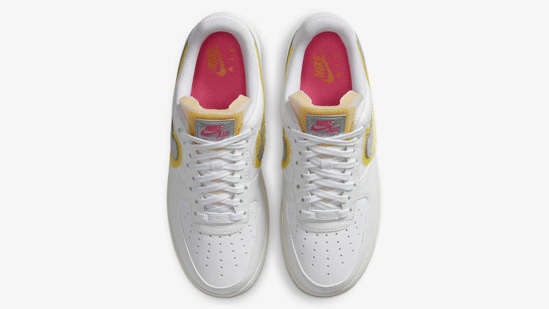 Nike Air Force 1 07 White University Gold