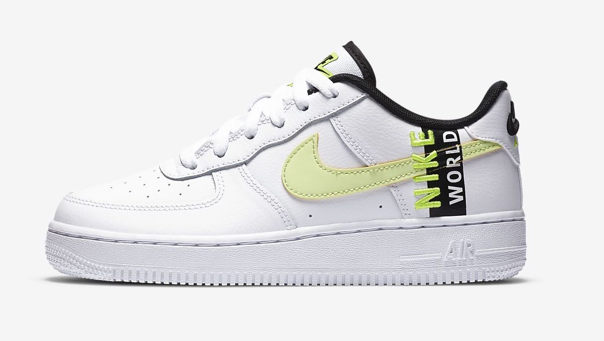 Nike Air Force 1 Worldwide white