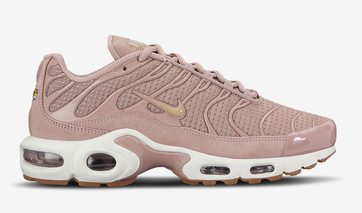 Nike Air Max Plus Particle Pink