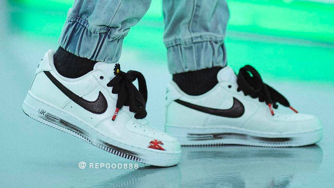 PEACEMINUSONE x Nike Air Force 1 "Para-Noise Part 2"